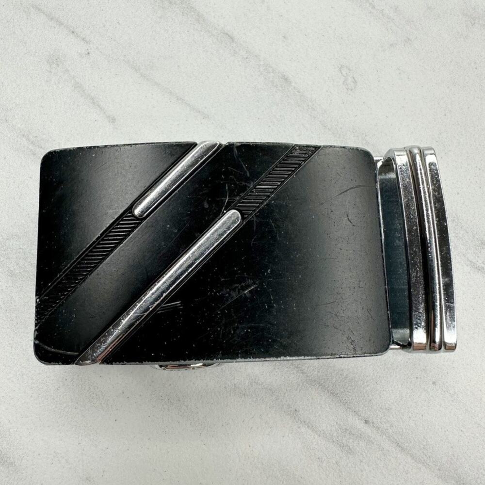 Black Silver Tone Diagonal Stripe Ratchet Belt Buckle ✨